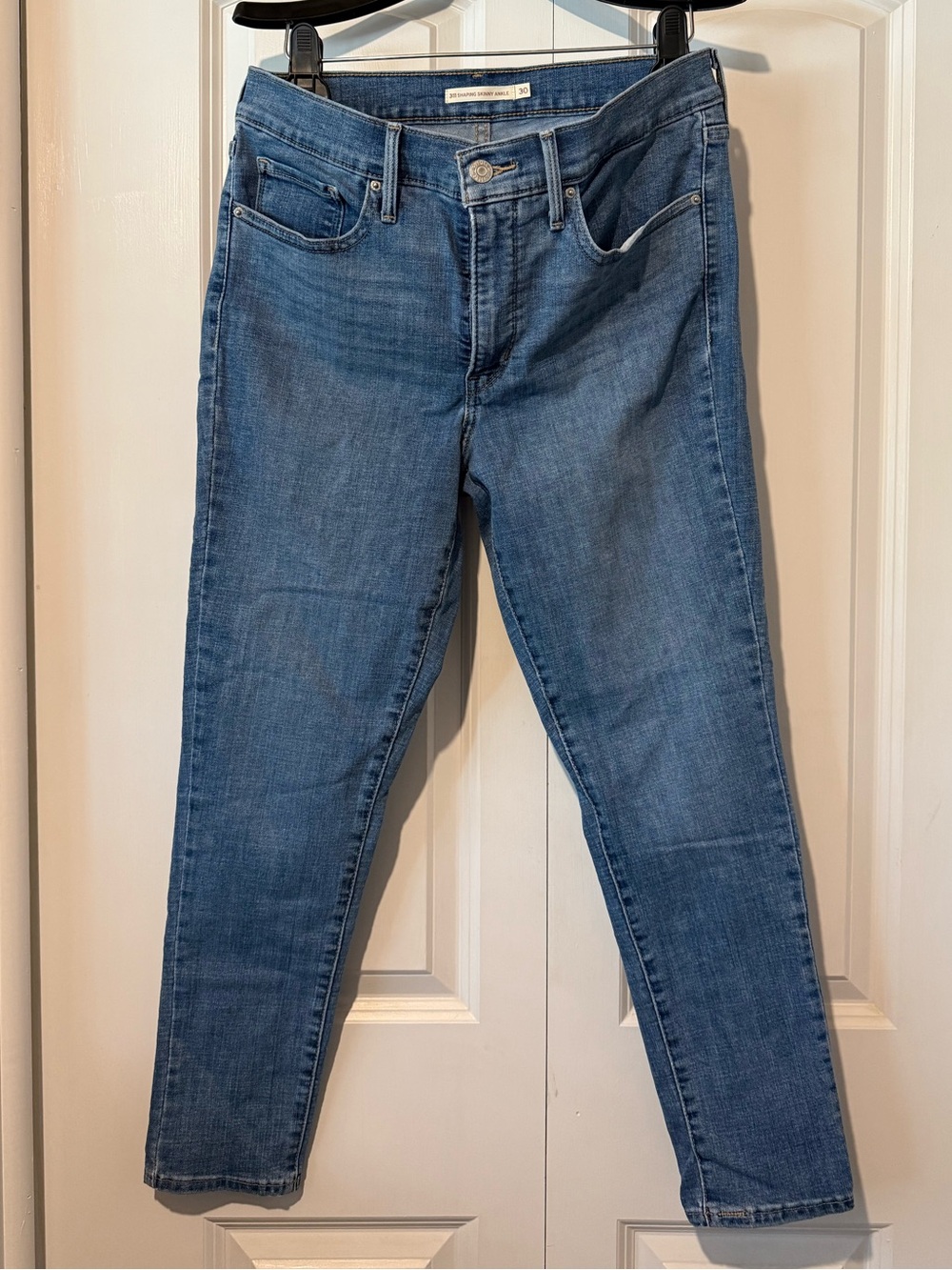 Levi’s Blue Jeans 311 shaping skinny ankle w30 30
